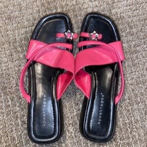 Apostrophe Black/Pink Sandals with Flower Charm